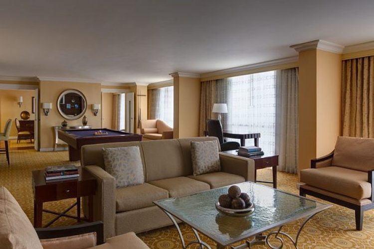 Hotel In Dallas Dallas Addison Marriott Quorum By The - 