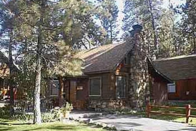 Hotel In Big Bear Lake Golden Bear Cottages Ticati Com