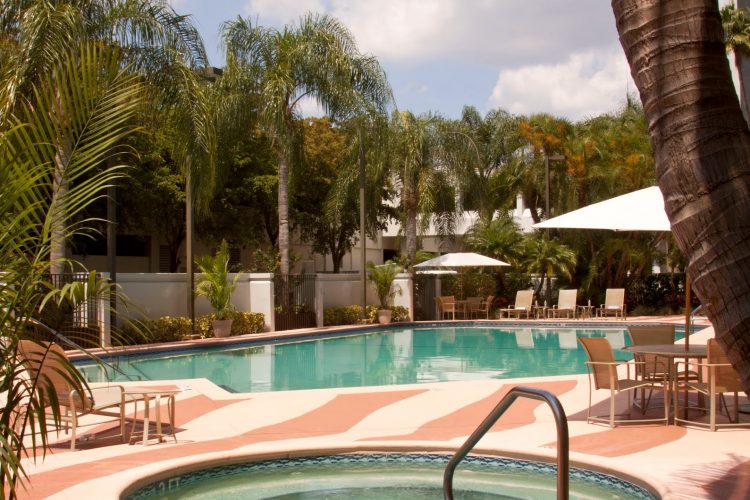 Hotel In Palm Beach Gardens Embassy Suites By Hilton Palm Beach